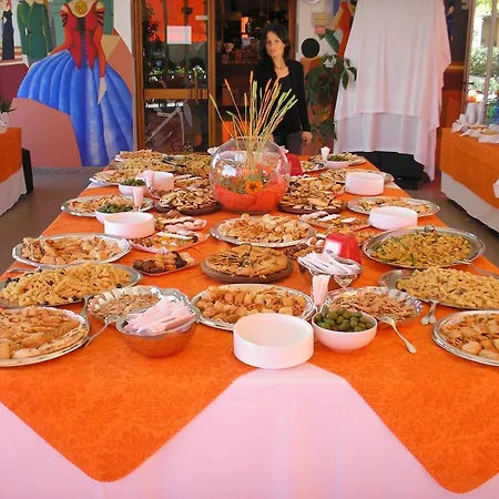 艾尔博格罗马涅酒店 2*