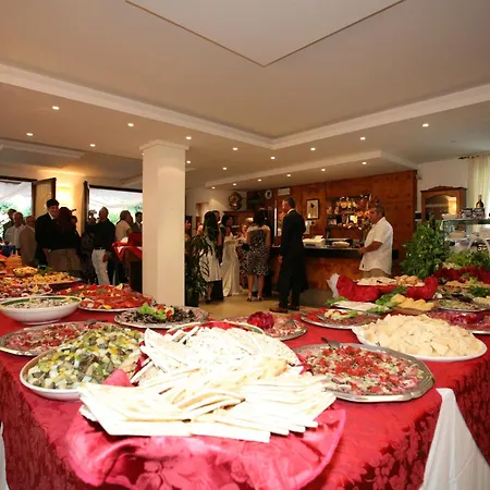 艾尔博格罗马涅酒店 法塔特米