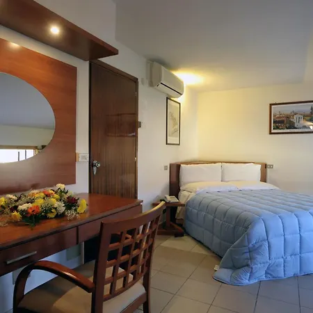 艾尔博格罗马涅酒店 法塔特米