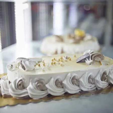 艾尔博格罗马涅酒店 2*