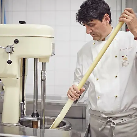 艾尔博格罗马涅酒店 酒店 法塔特米