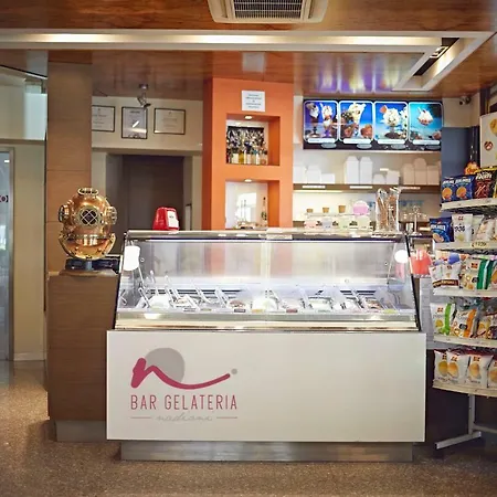 艾尔博格罗马涅酒店 酒店 2*